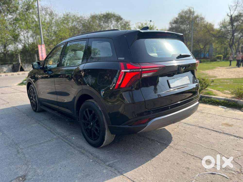 Mahindra Xuv700 2.0 Ax 7 Petrol At Str, 2024, Petrol
