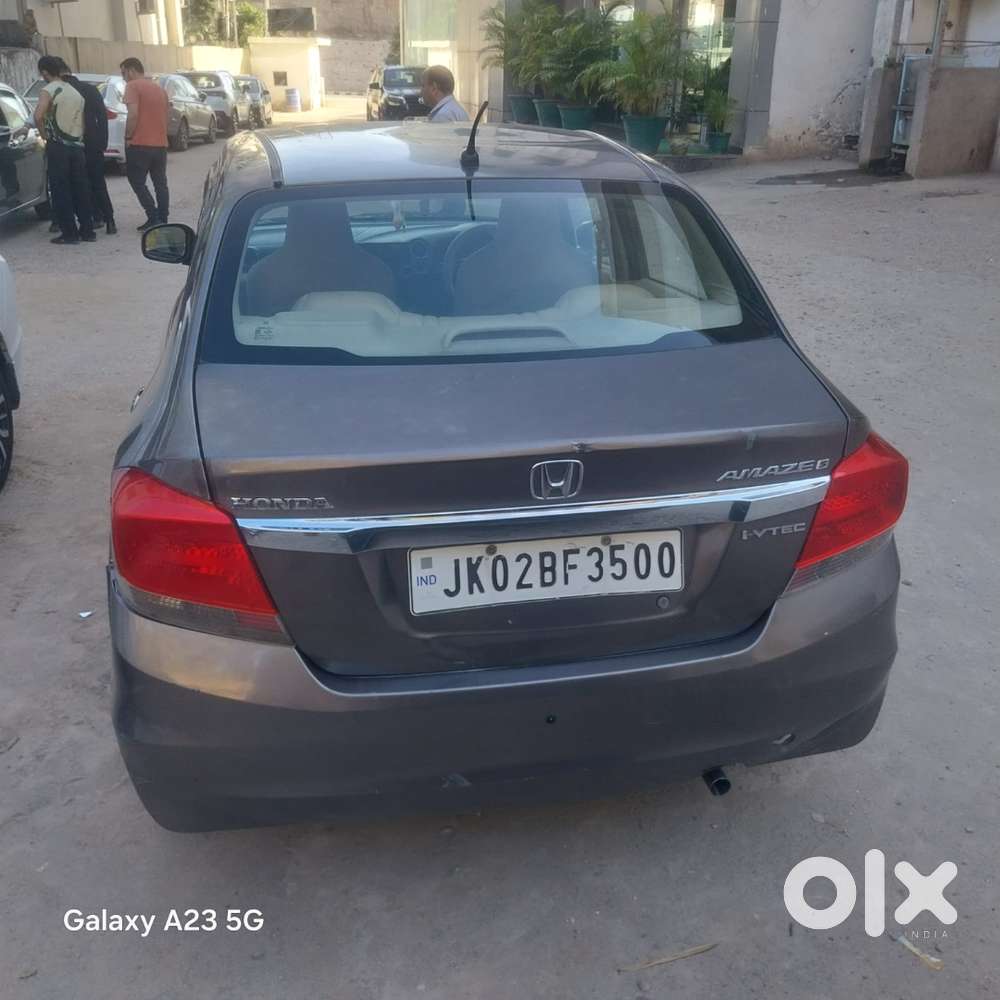 Honda Amaze 2014 Petrol Well Maintained