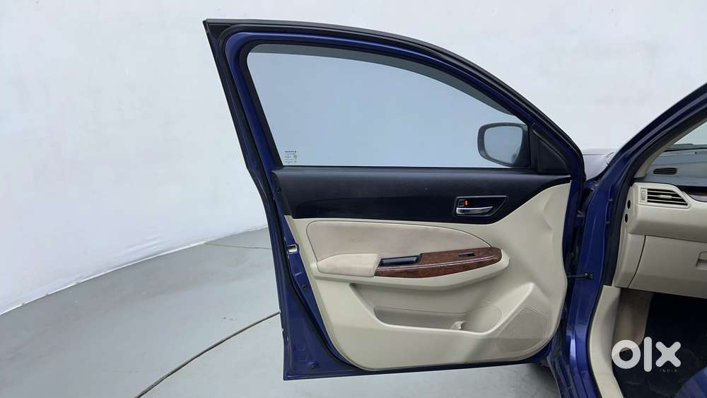 Maruti Suzuki Dzire 1.2 Zxi Plus Amt, 2018, Petrol