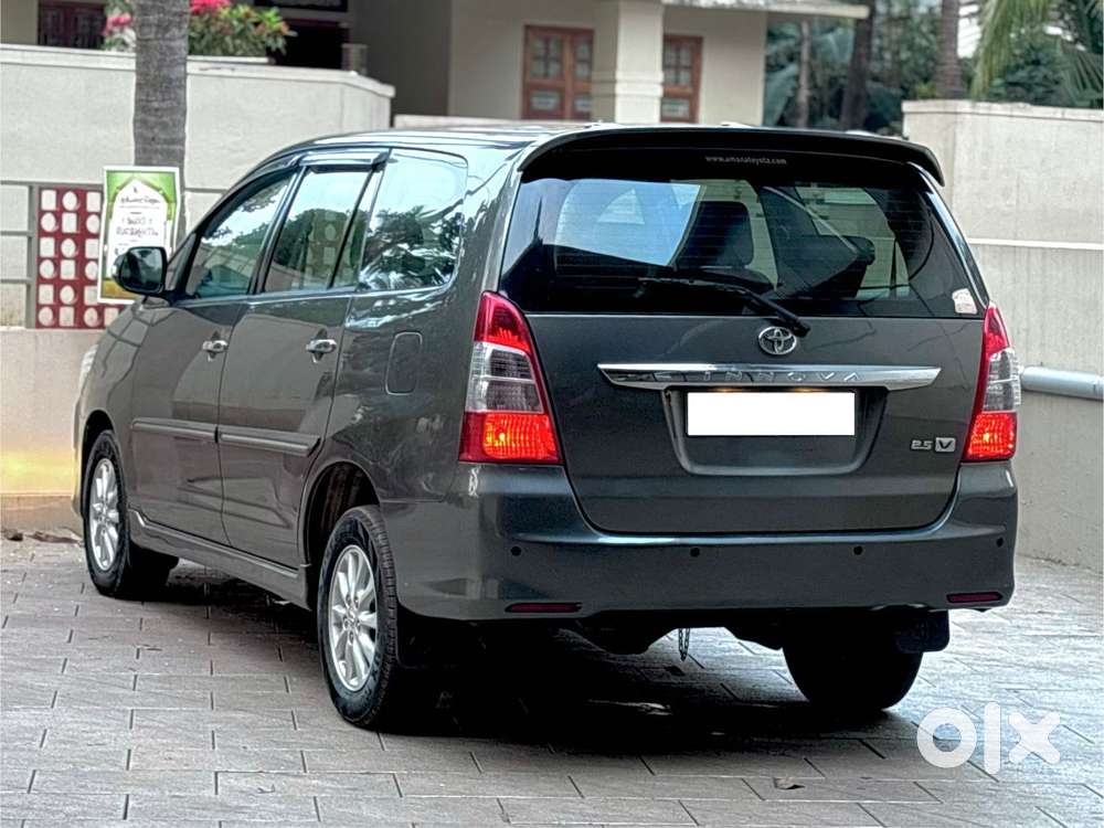 Toyota Innova 2.5 V 7 Str, 2012, Diesel