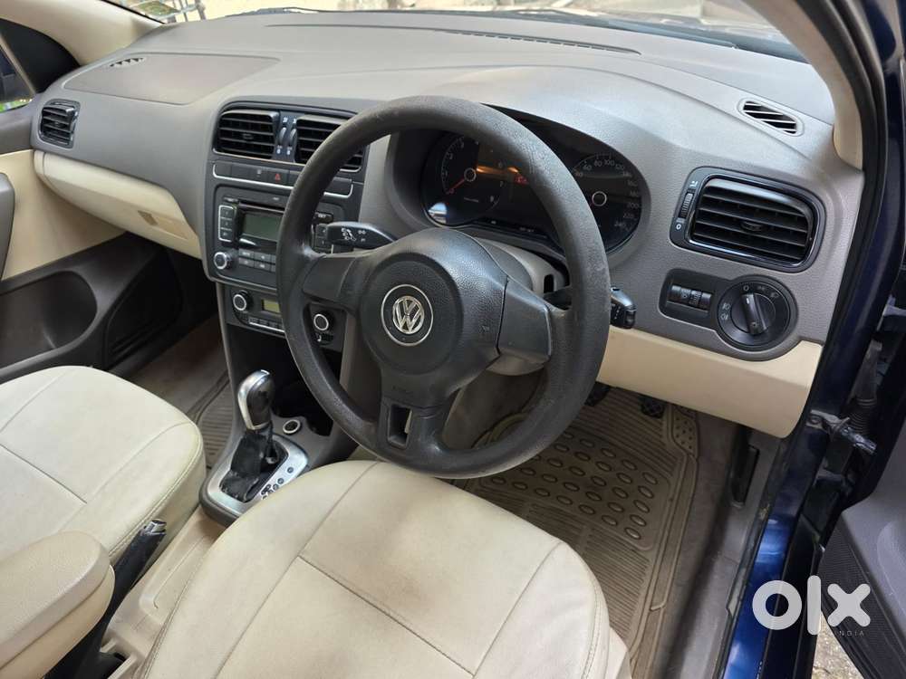 Volkswagen Vento 1.2 Highline Plus At 16 Alloy, 2011, Petrol