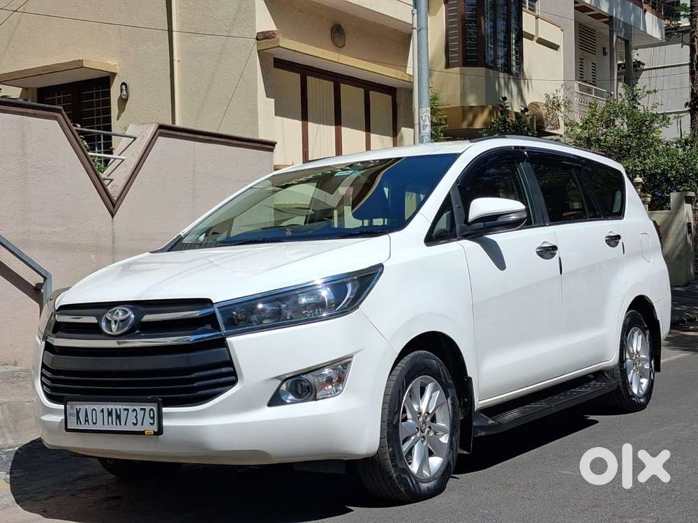 Toyota Innova Crysta 2.4 Gx Mt, 2016, Diesel