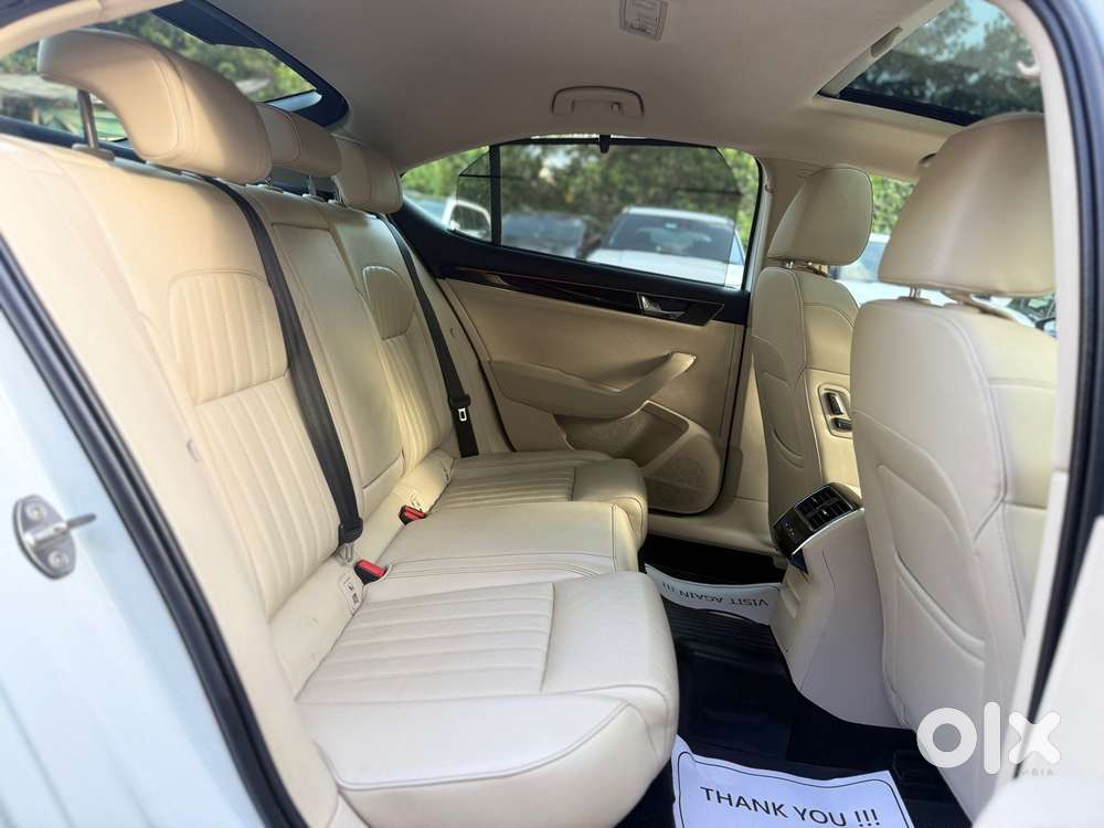 Skoda Superb 2.0 L&k Tsi At, 2021, Petrol