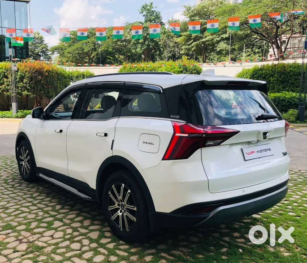 Mahindra Xuv700 2.2 Ax 7 Diesel At Luxury Pack Str Awd, 2022, Diesel