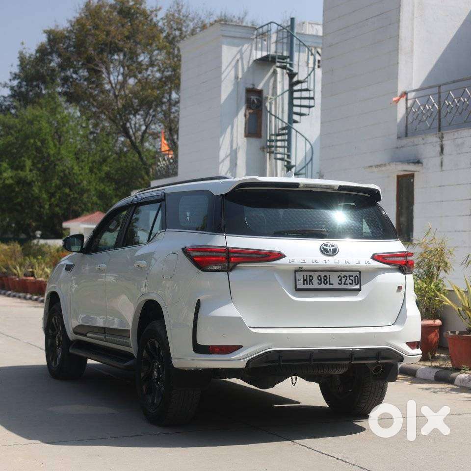 Toyota Fortuner 2.8 Gr-s, 2023, Diesel