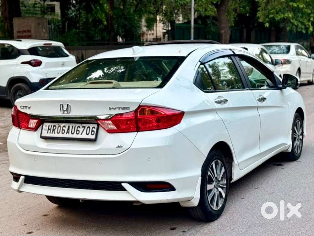 Honda City V Mt Sunroof, 2019, Petrol