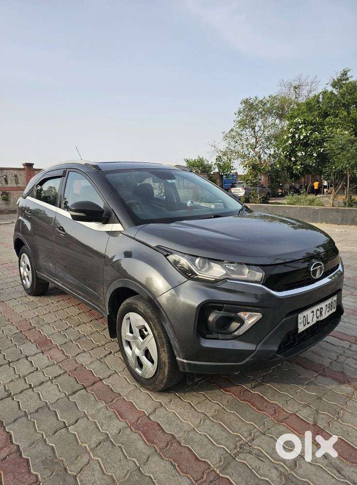 Tata Nexon 1.5 Revotorq Xm (s), 2020, Diesel