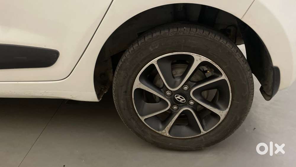 Hyundai Grand I10 1.2 Kappa Sportz Option At, 2017, Petrol