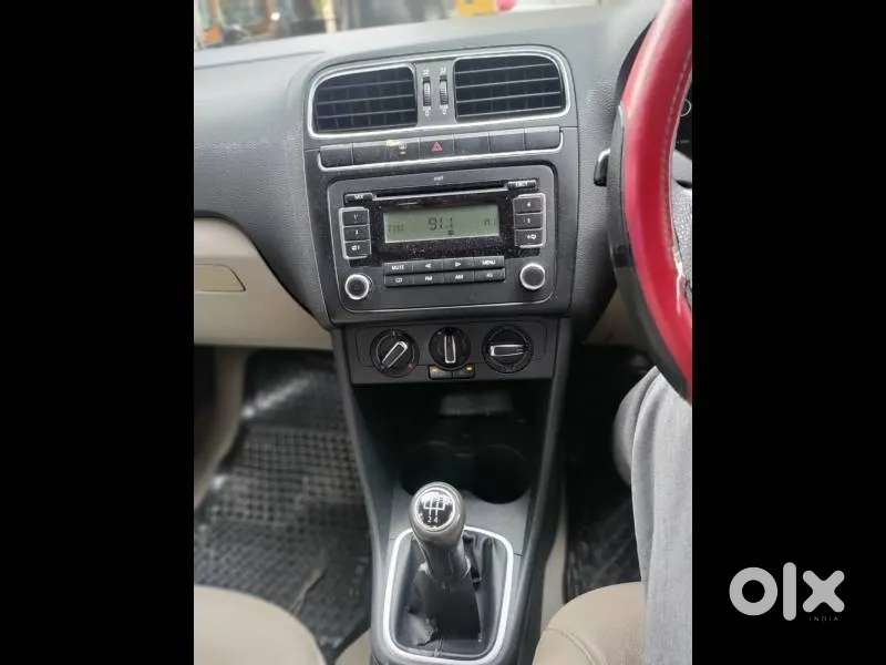 Volkswagen Polo Petrol Highline 1.2l, 2011, Petrol