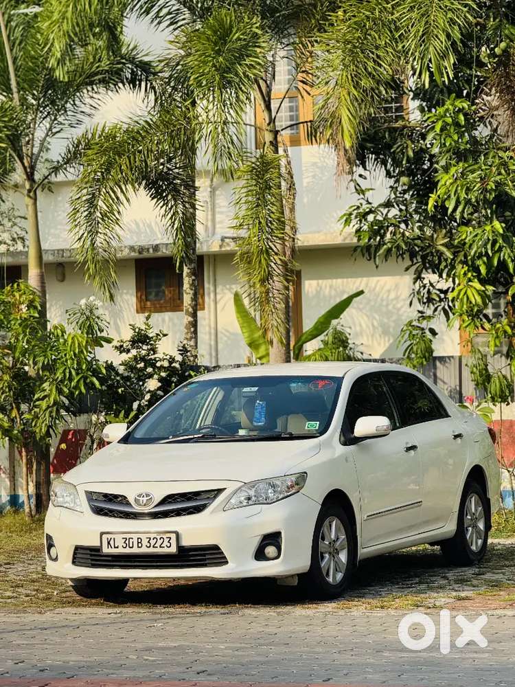 Toyota Corolla Altis 2011 Diesel Well Maintained