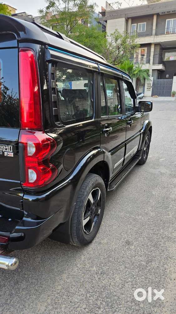 Mahindra Scorpio S11 Mt 7s, 2024, Diesel