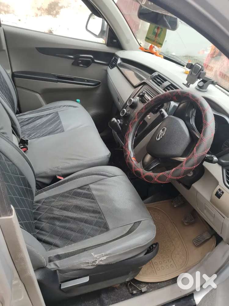 Mahindra Kuv100 Nxt Petrol 2017