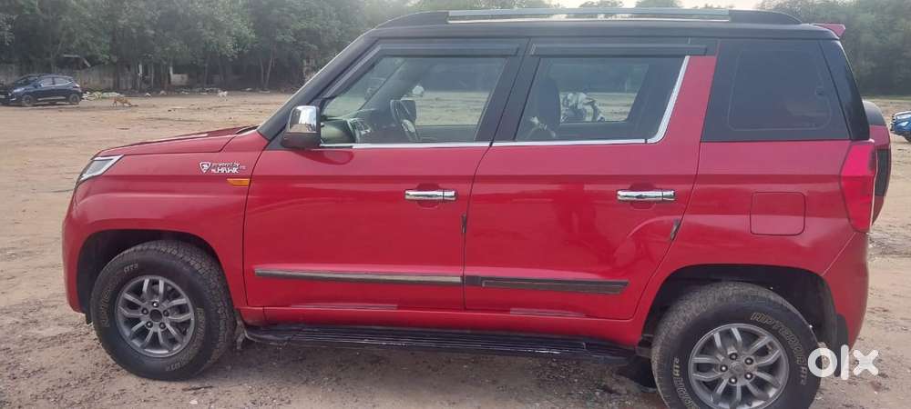 Mahindra Tuv 300 T10, 2018, Diesel