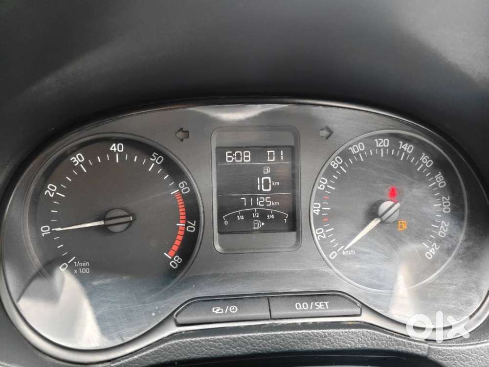 Skoda Rapid 1.0 Ambition Tsi At, 2021, Petrol