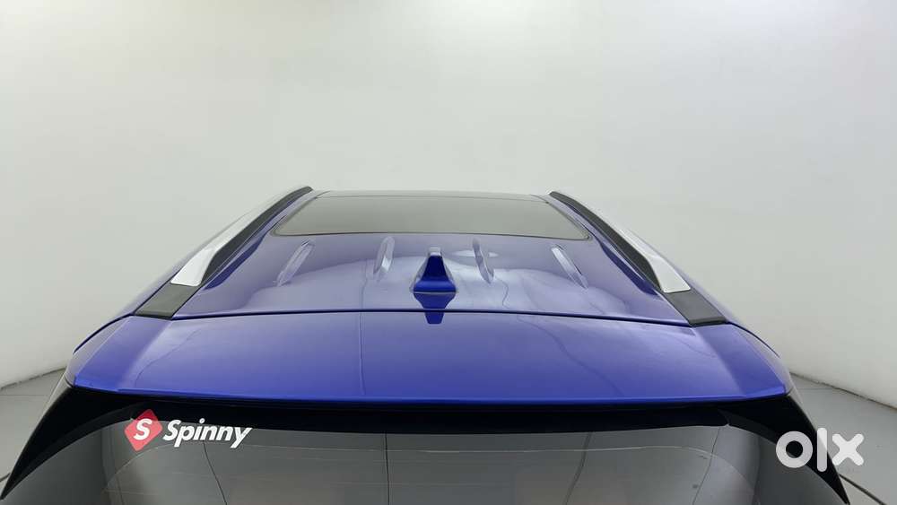 Mahindra Xuv700 2.2 Ax 7 Diesel Mt Luxury Pack Str, 2023, Diesel