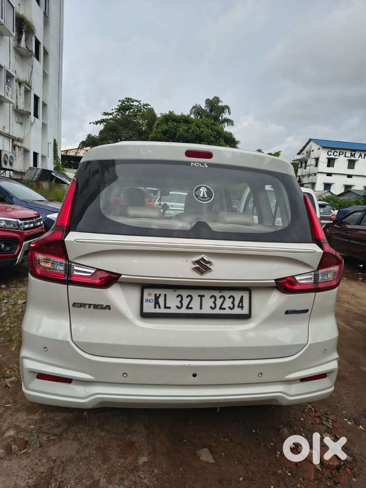 Maruti Suzuki Ertiga Vxi, 2022, Petrol