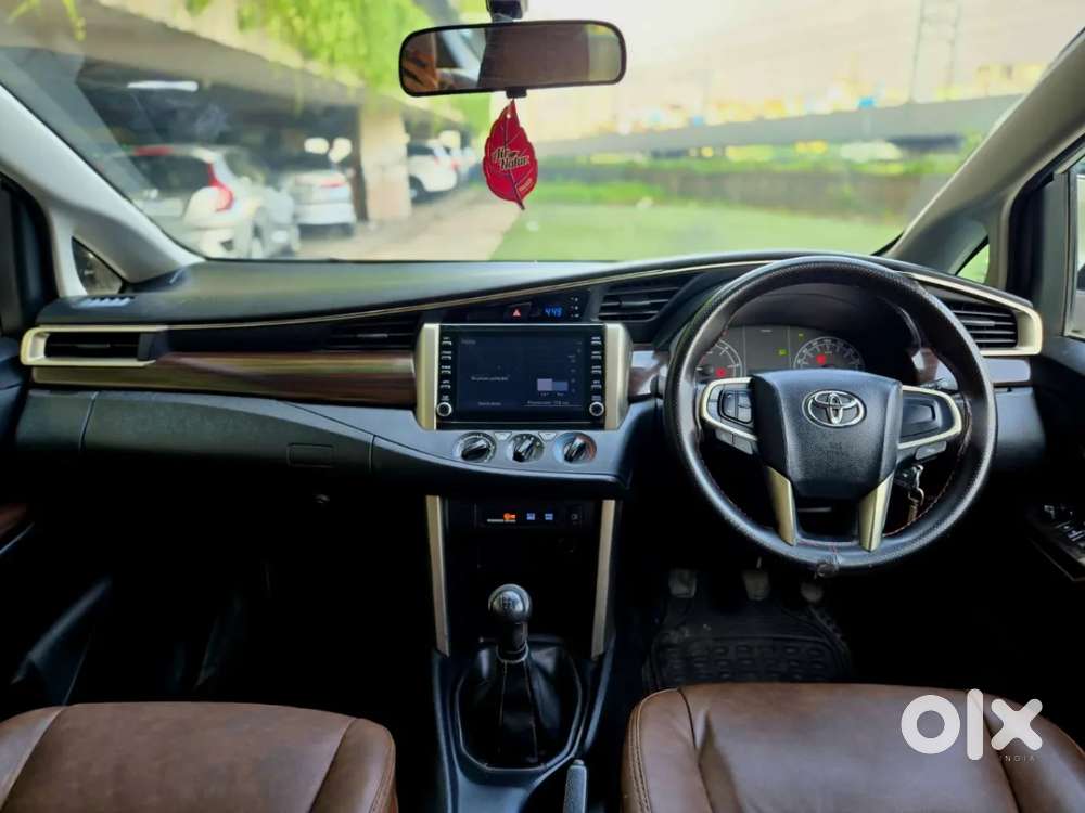 Toyota Innova Crysta [2020-ongoing] 2.4 Gx 7 Str, 2023, Diesel