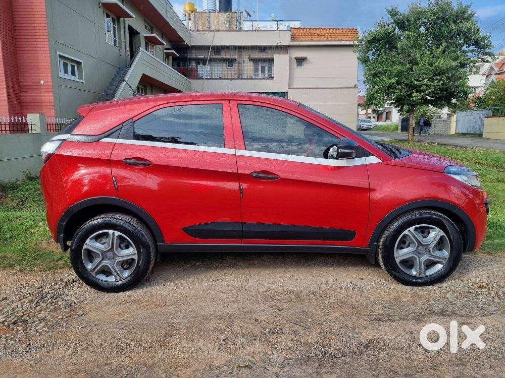 Tata Nexon 1.5 Revotorq Xm (s), 2017, Diesel