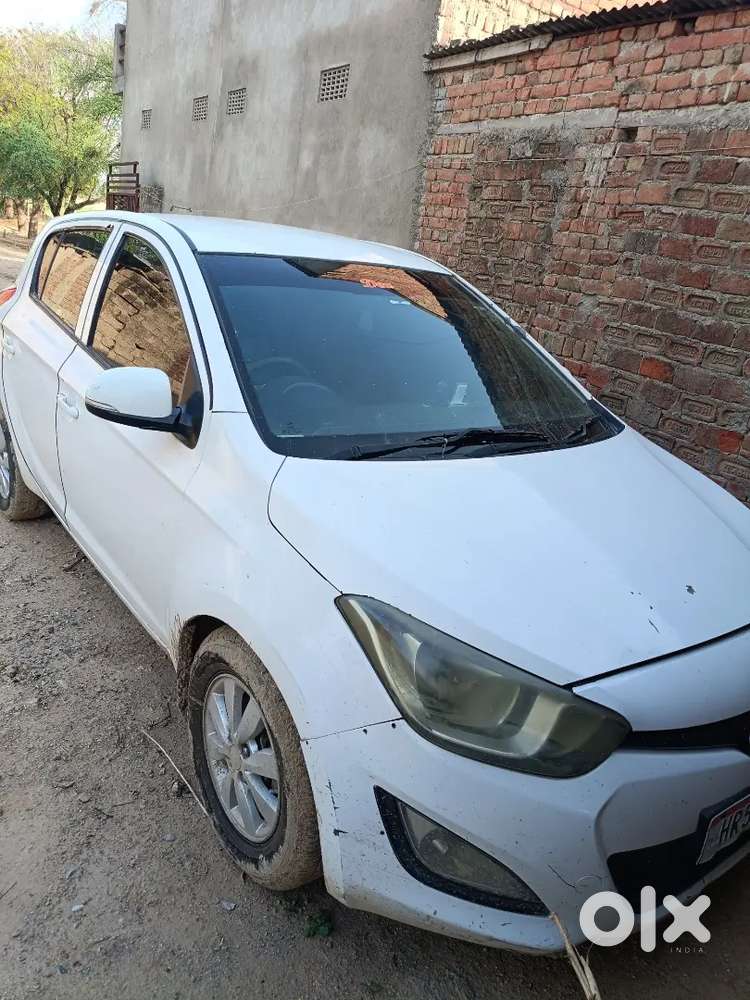 Hyundai I20 Sportz 2012