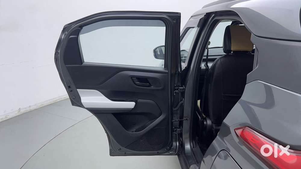 Tata Punch Accomplished Mt Sunroof, 2024, Petrol