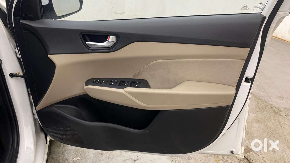 Hyundai Verna 1.6 Vtvt Sx, 2019, Petrol