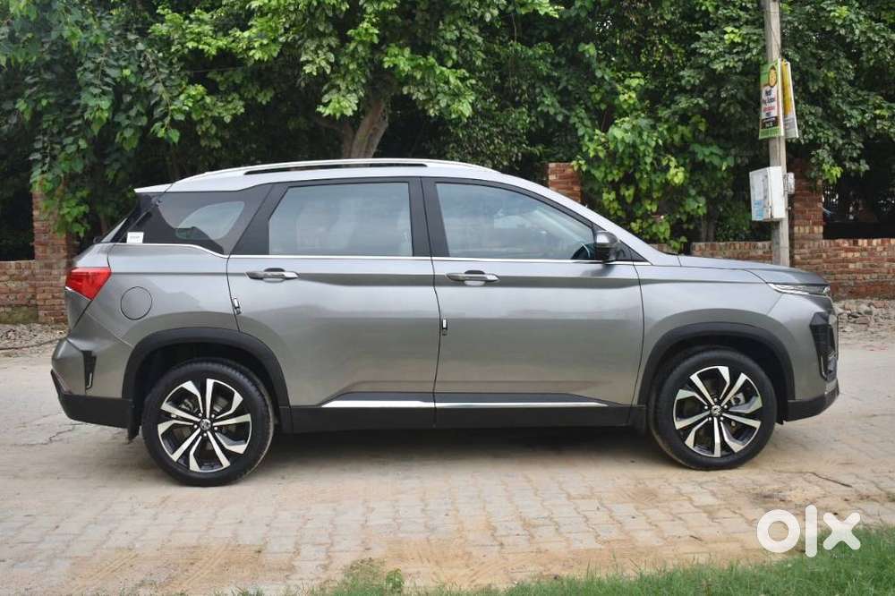 Mg Hector Plus Sharp Pro 1.5 Turbo Petrol Cvt 6 Str, 2025, Petrol