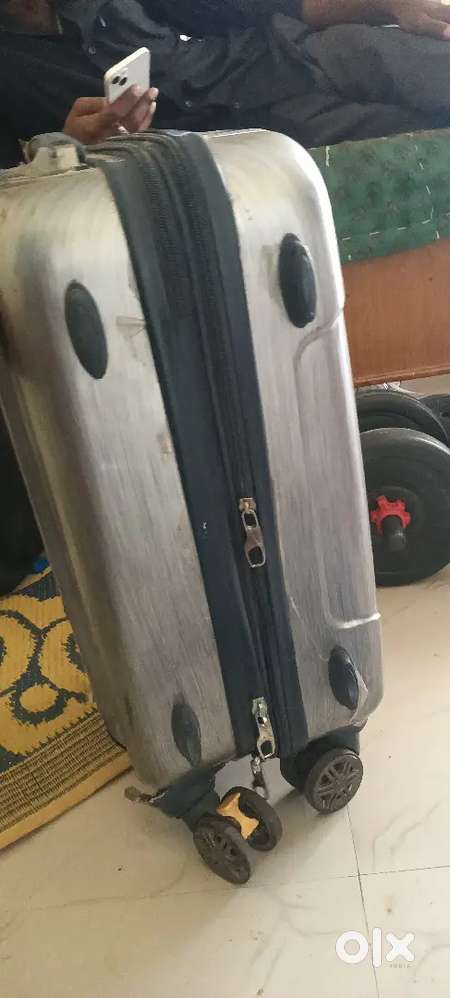 I want to sell my trolley bag
