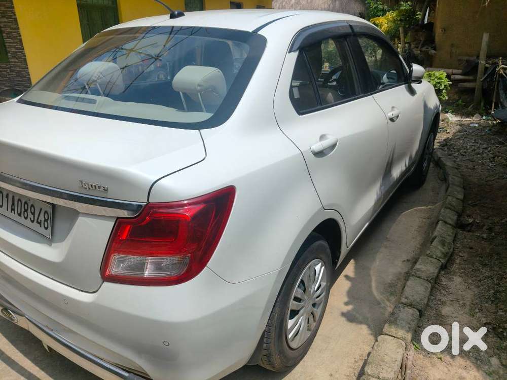 2022 Maruti Suzuki Dzire 1.2 Vxi Cng First Owner