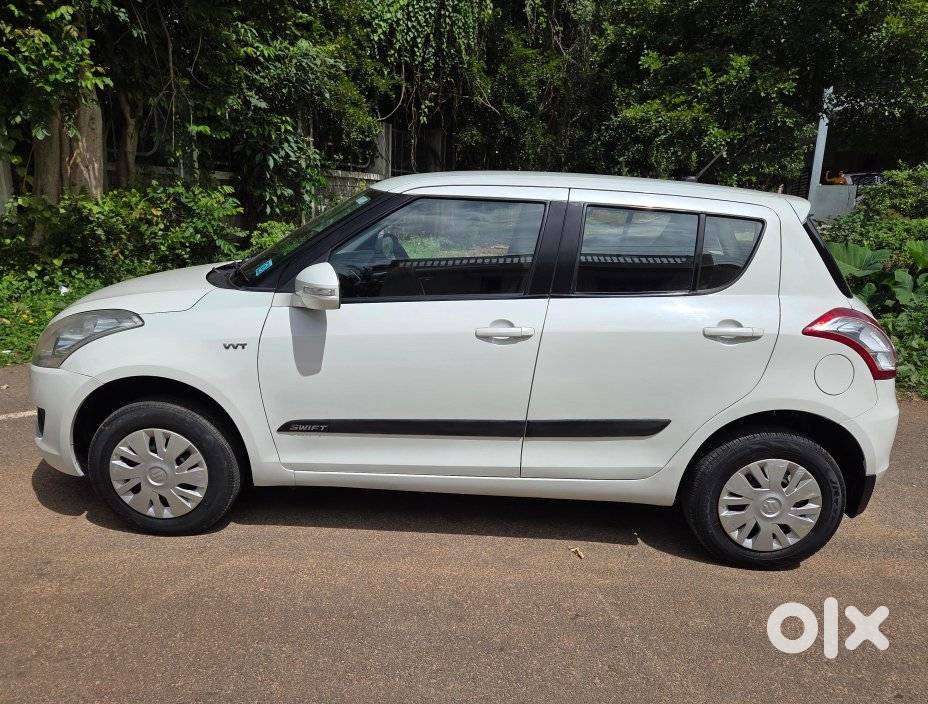 Maruti Suzuki Swift Vxi, 2014, Petrol
