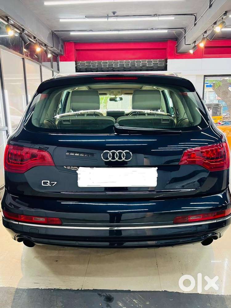 Immaculate Condition Q7, Direct Owner, Genuine Condition