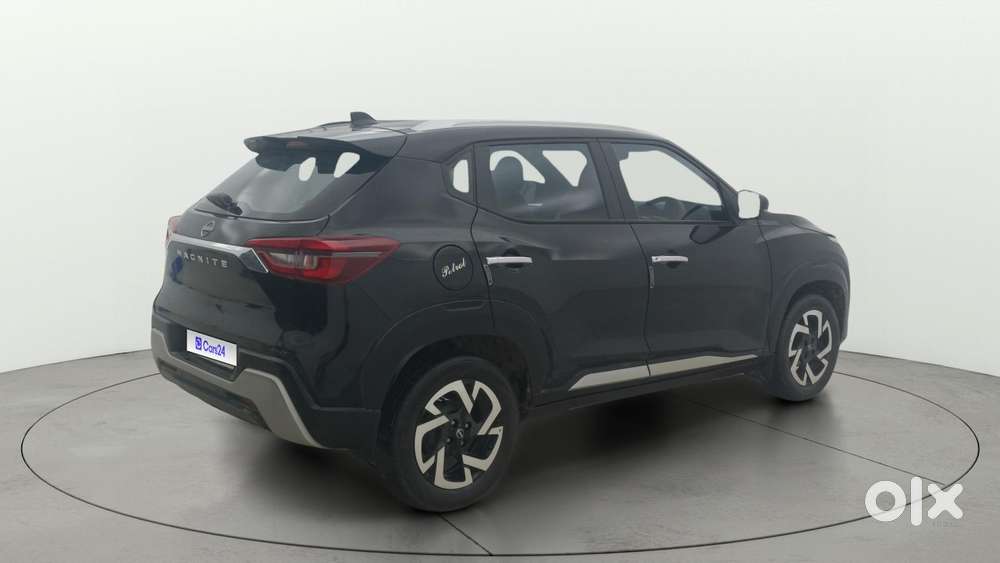Nissan Magnite 1.0 Xv, 2022, Petrol