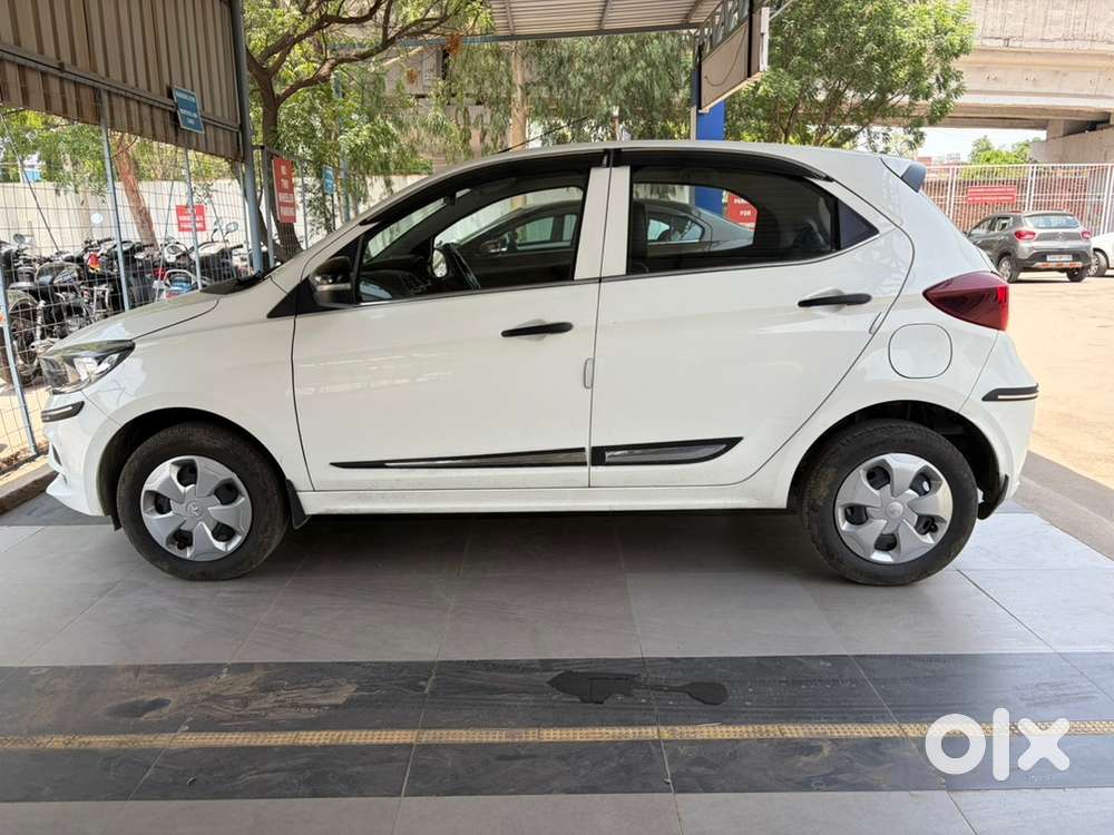 Tata Tiago Hybrid 2024