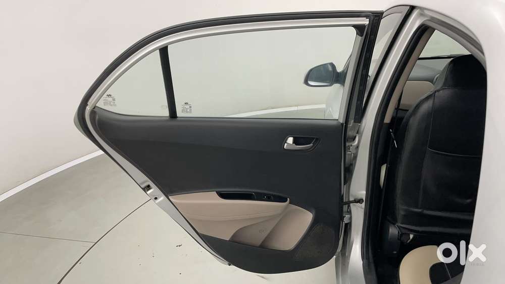 Hyundai Xcent 1.2 Vtvt Sx Option, 2015, Petrol