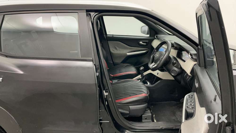 Nissan Magnite 1.0 Xv, 2021, Petrol