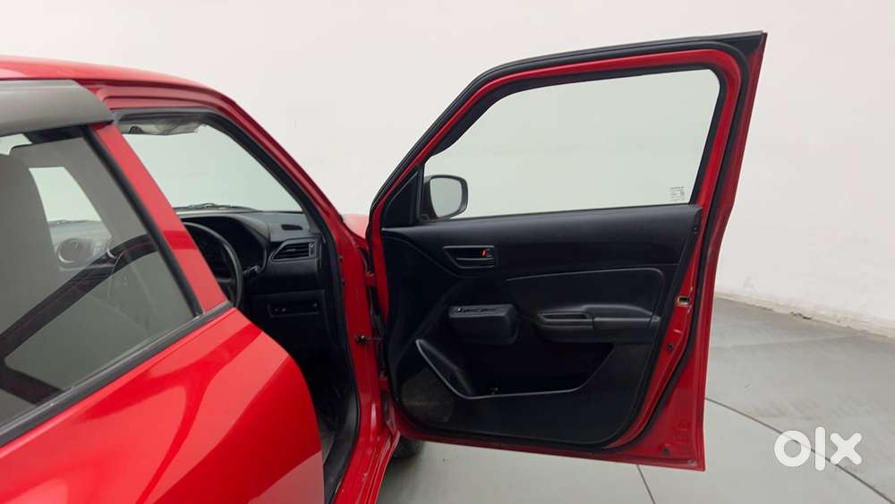 Maruti Suzuki Swift 1.3 Lxi, 2019, Petrol
