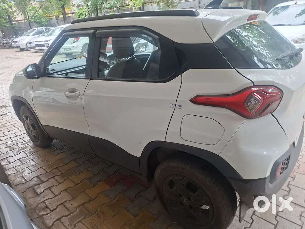 Tata Punch Smart Petrol 2025