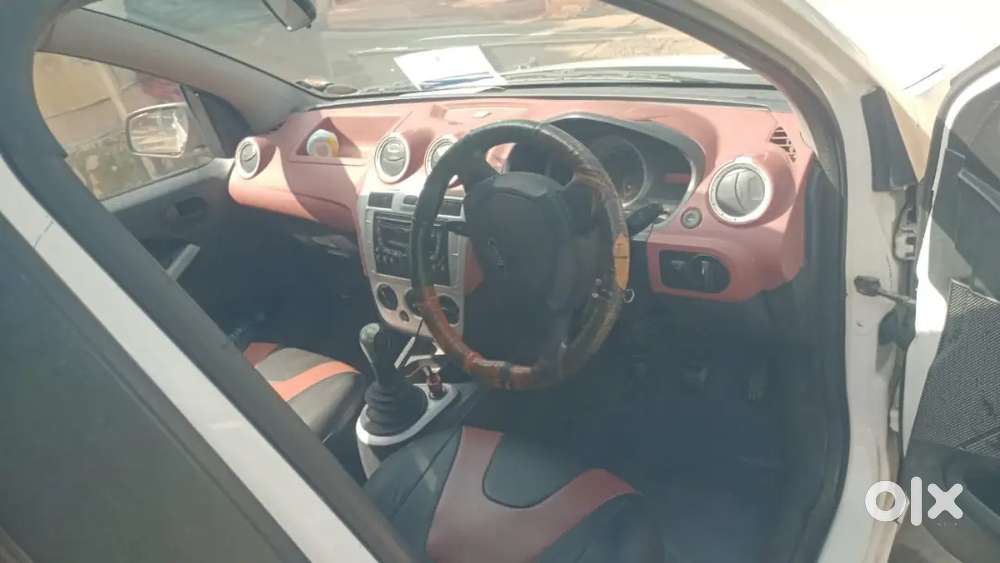 Ford Escort Diesel 2010 Drive