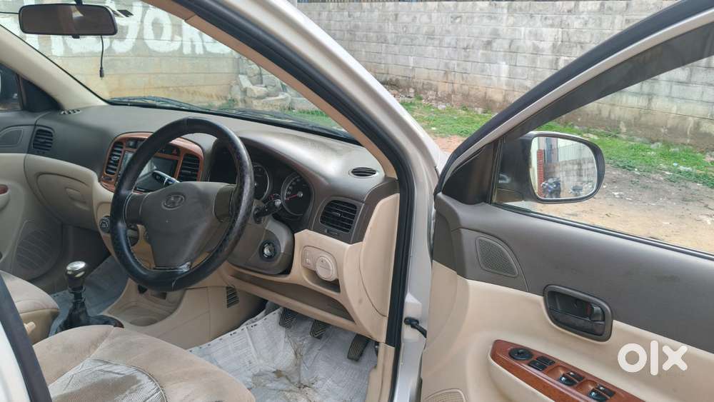 Hyundai Verna Transform 1.6 SX VTVT, 2010, Petrol