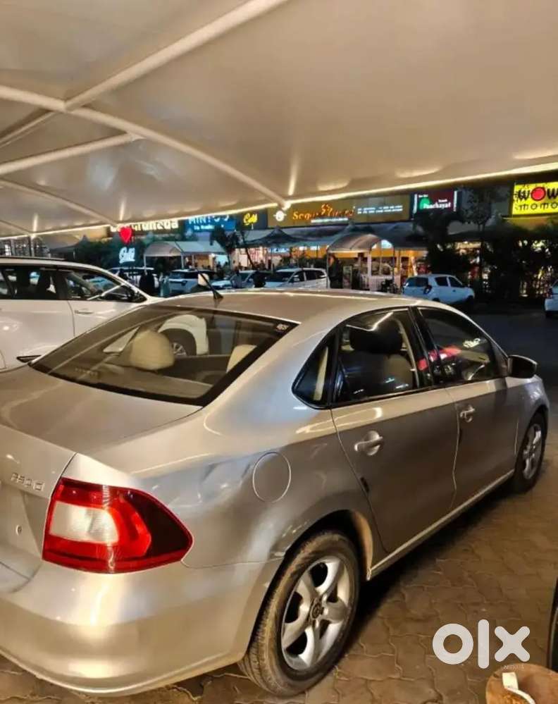 Skoda Rapid 2014 Diesel 80000 Km Driven