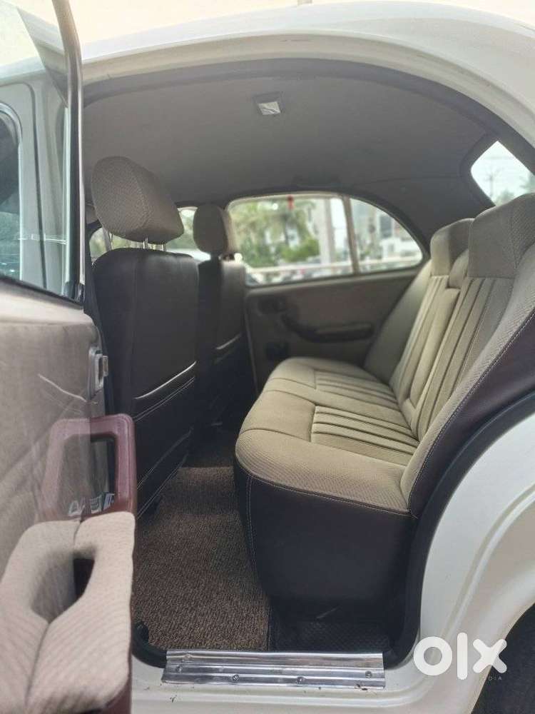 Ambassador Classic Dsz Ac, 2003, Diesel
