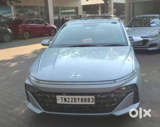 Hyundai Verna 1.5 Mpi Mt Sx (o), 2023, Petrol