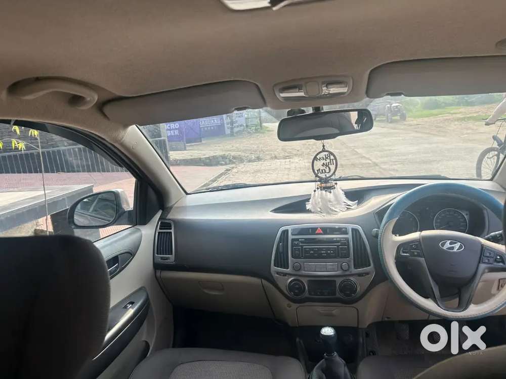 Hyundai I20 Magna Petrol 2013