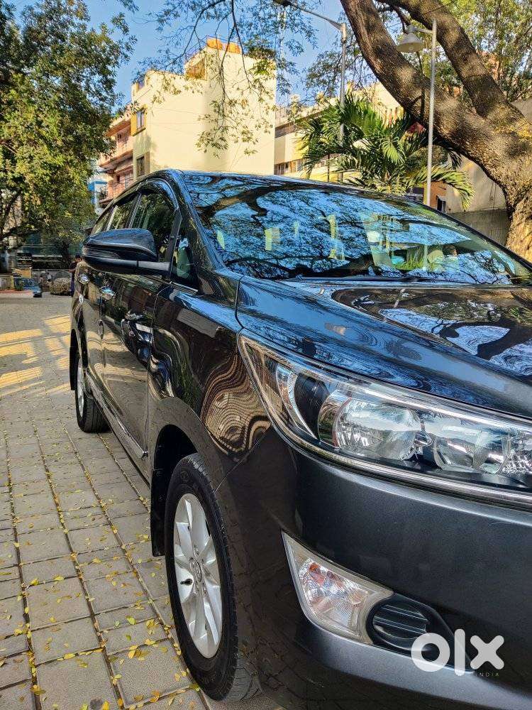 Toyota Innova Crysta 2.4 Gx Mt, 2017, Diesel