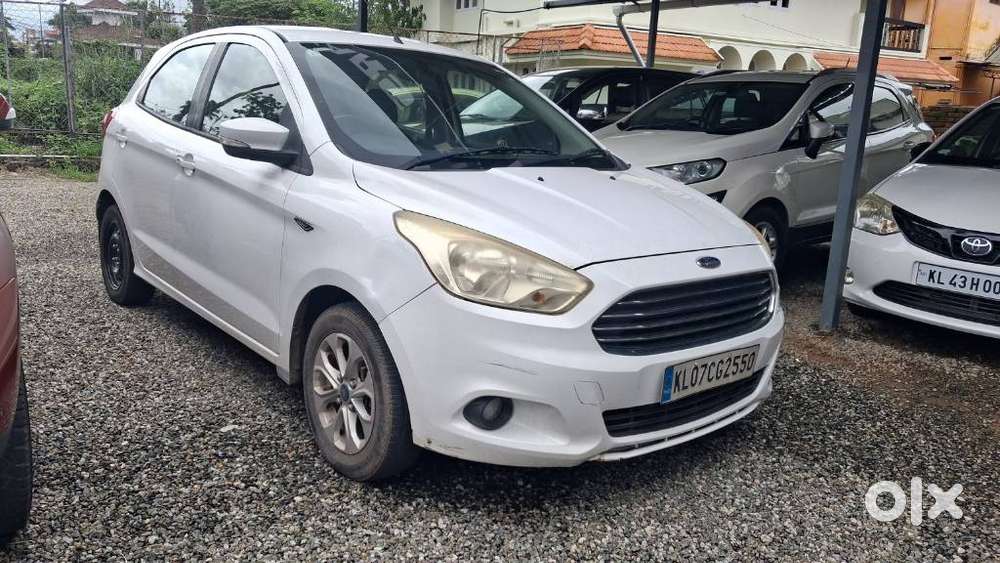 Ford Figo Petrol Titanium, 2016, Petrol