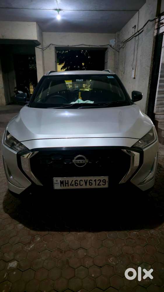 Nissan Magnite 2025 Petrol Well Maintained