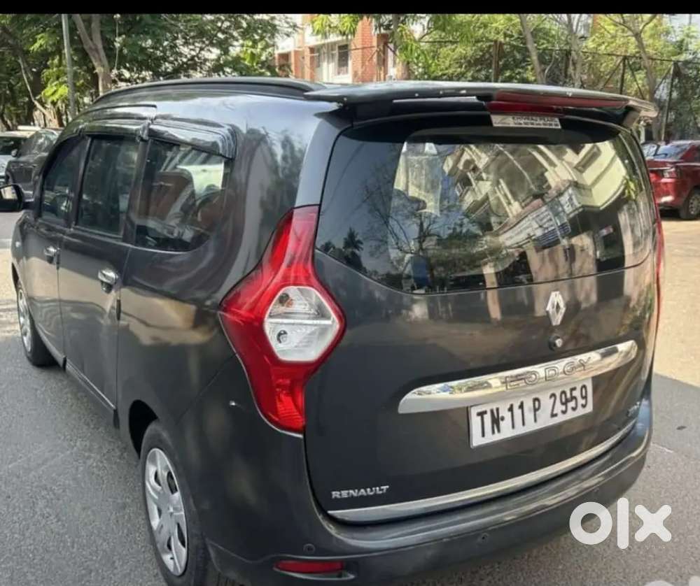 Renault Lodgy 2015 Diesel Well Maintained