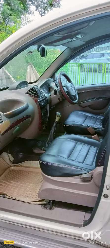 Mahindra Xylo 2011