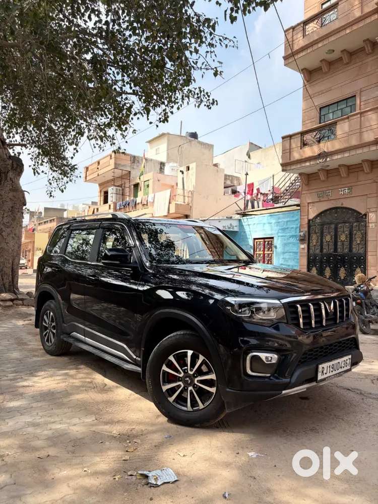 Mahindra Scorpio N Z2 Petrol Base To Top Modified