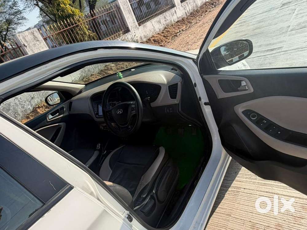 Hyundai I20 2015 Diesel 700000 Km Driven