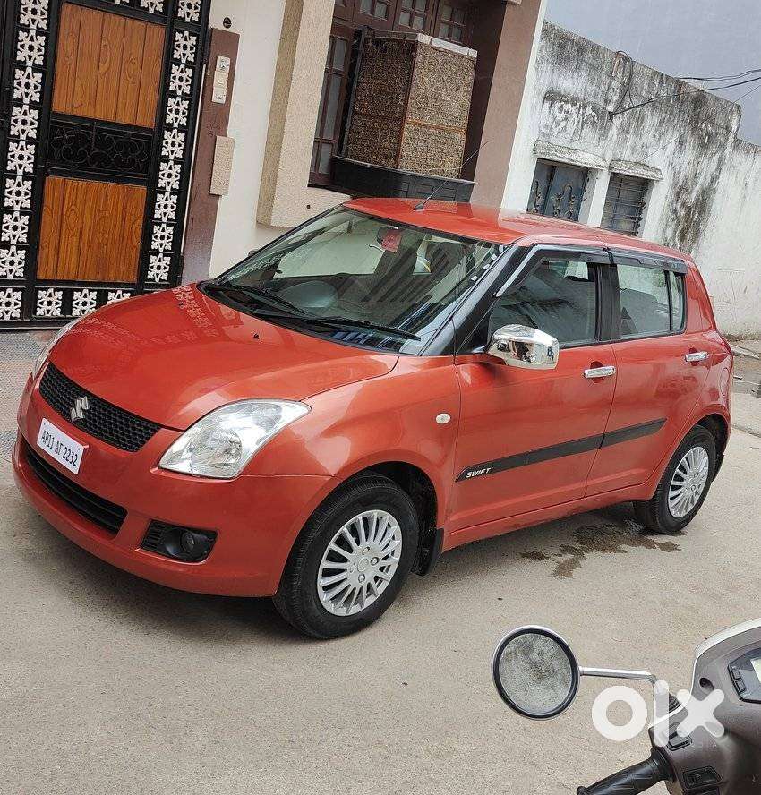 Maruti Suzuki Swift Vxi + Manual, 2009, Petrol